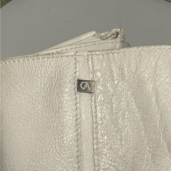 Giorgio Armani White leather handbag made in italy - Picture 9 of 14